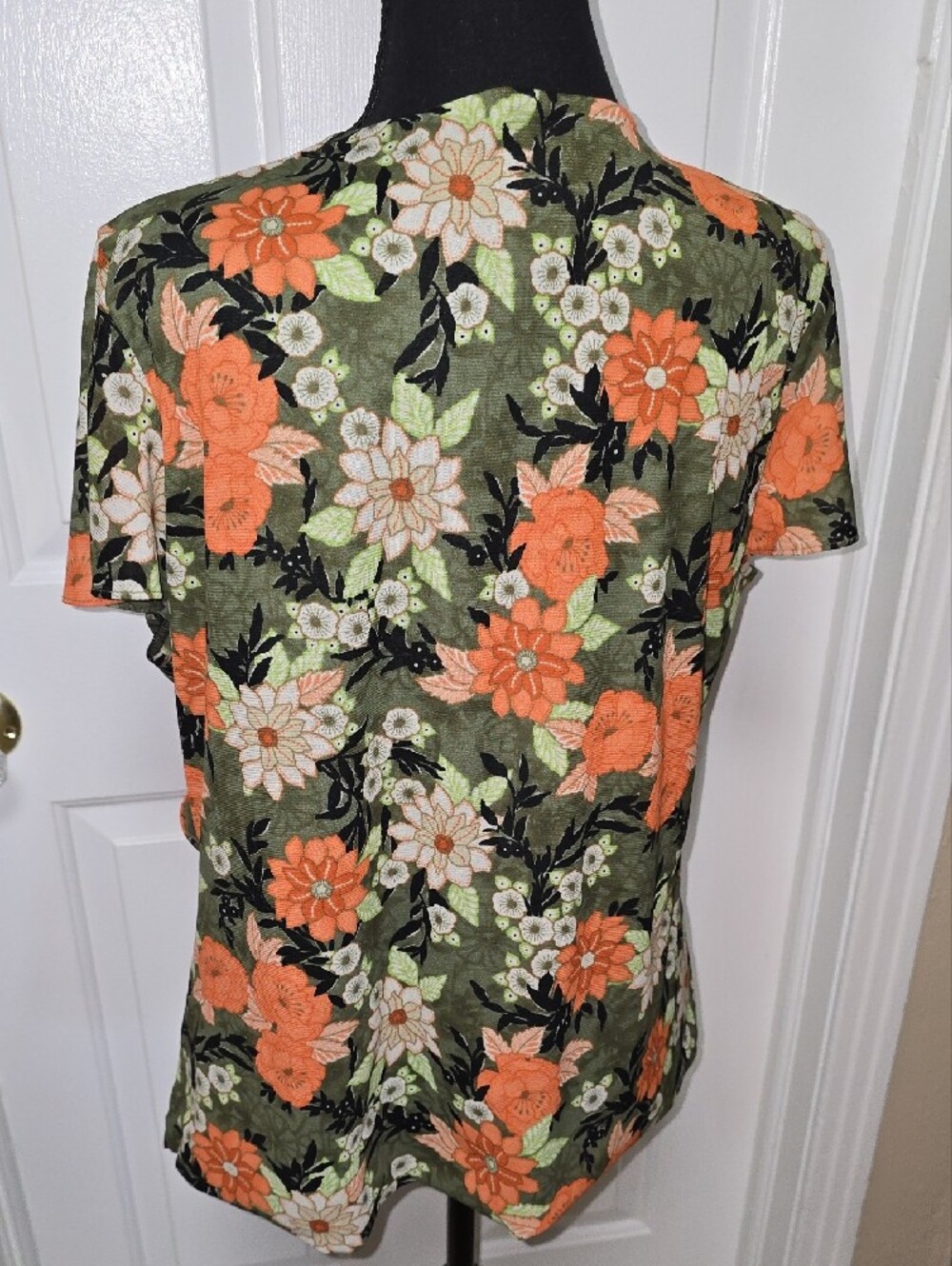 Sag Harbor Floral Wrap Blouse - Olive Green & Orange Size XL - Picture 6 of 9